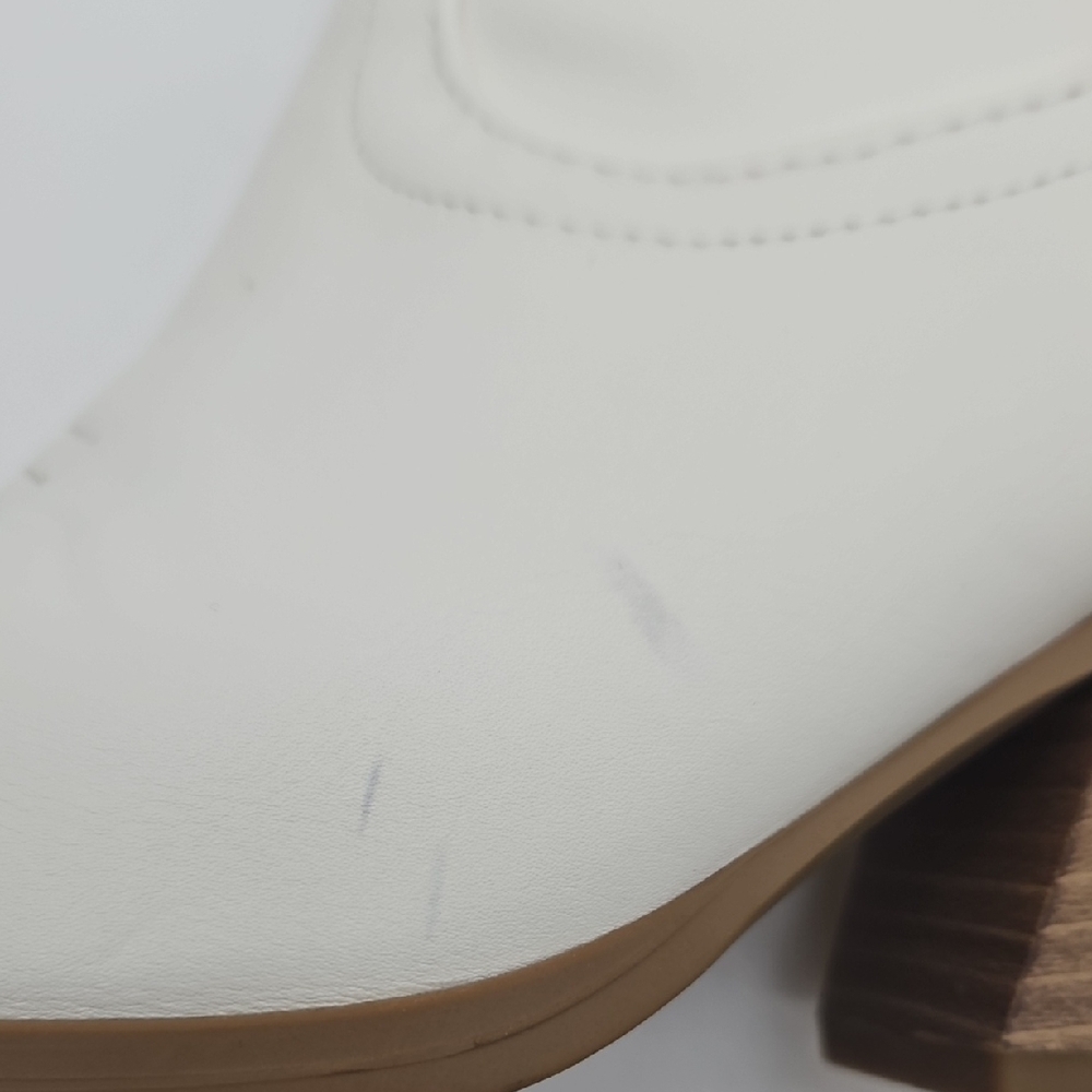 Soda White Pointed Toe Western Ankle Boots - Picture 8 of 12